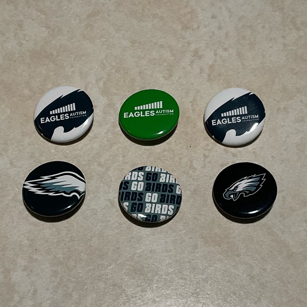 EXCLUSIVE Set of 6 Philadelphia Eagles Pins